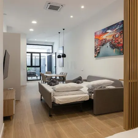Appartement Luxury Oceanografic 6 Pax *